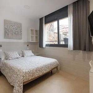 House 2*, Barcelone Espagne