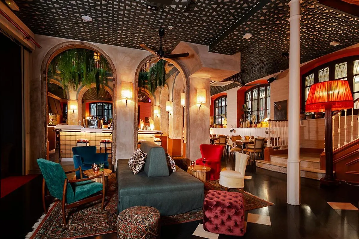 ***  Hotel Chic&Basic Habana Hoose Barcellona Spagna